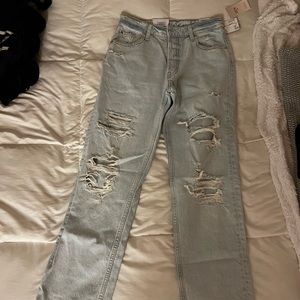 H&M 90’s Boyfriend Jeans